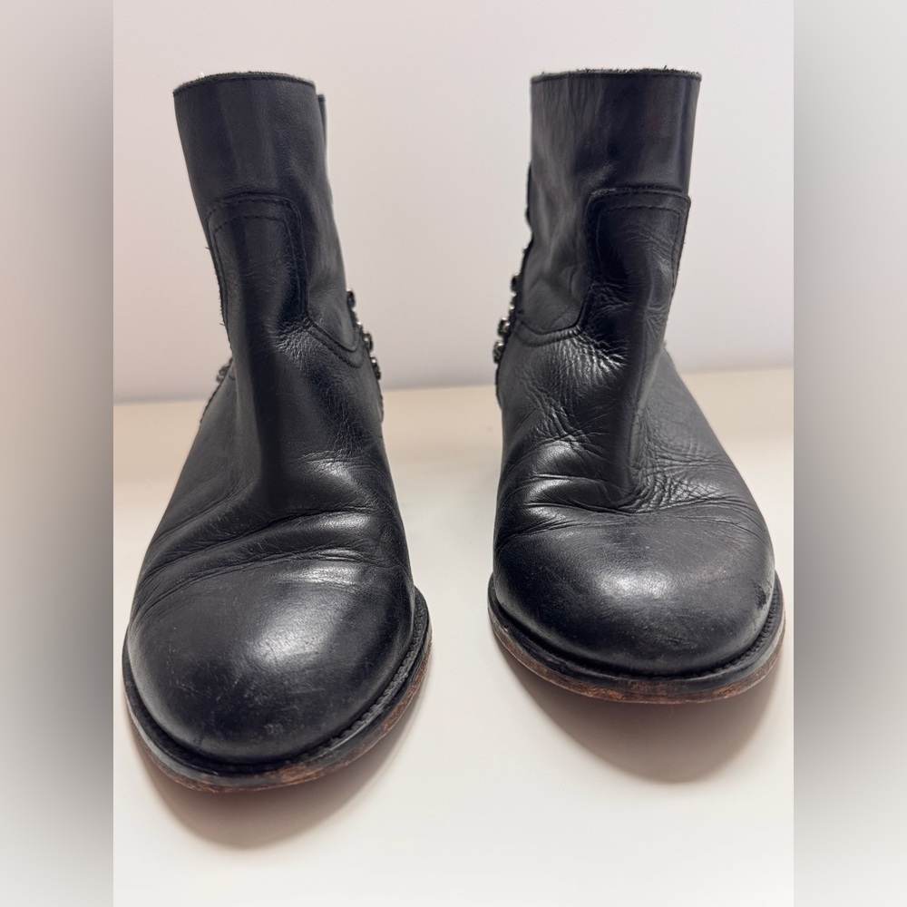 Zadig & Voltaire
Teddy leather western boots
SZ 38EU - Picture 6 of 10